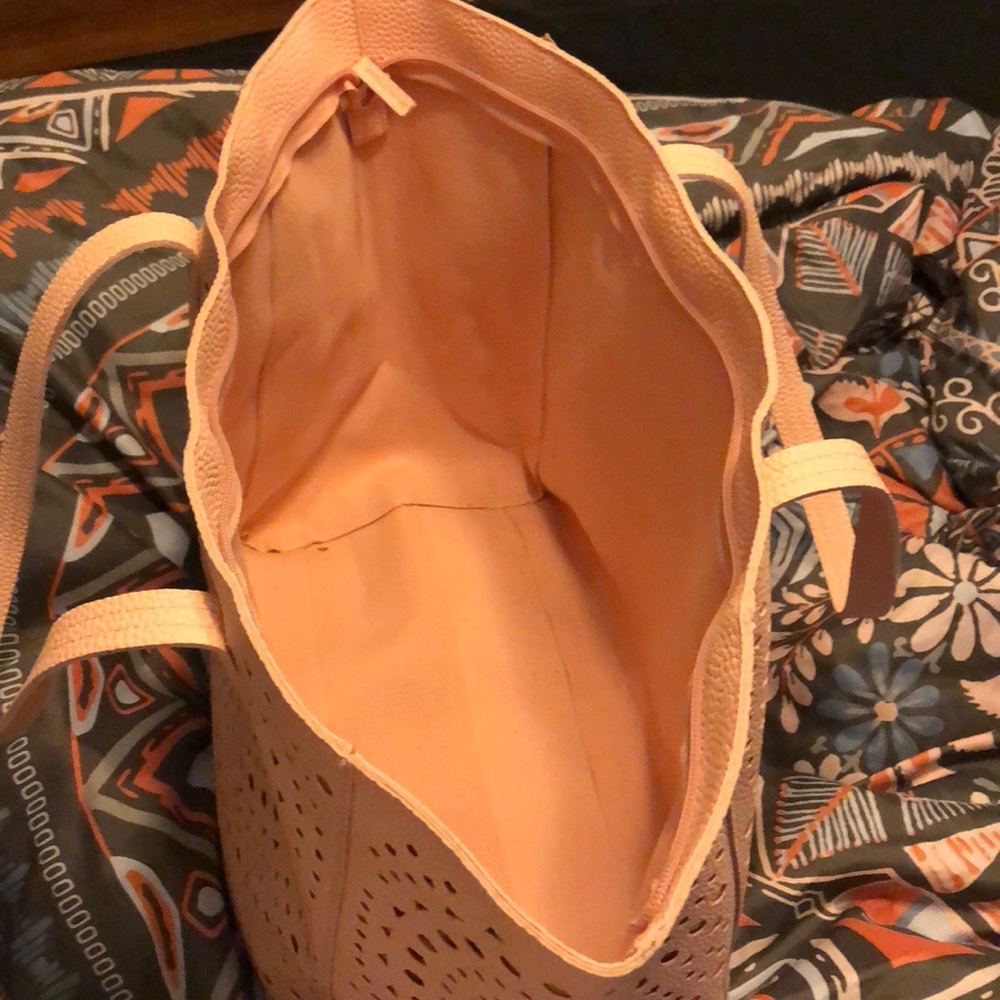 Pink bag - Picture 2 of 2